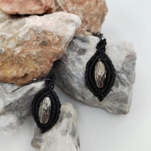 Ročno in unikatno izdelani uhani